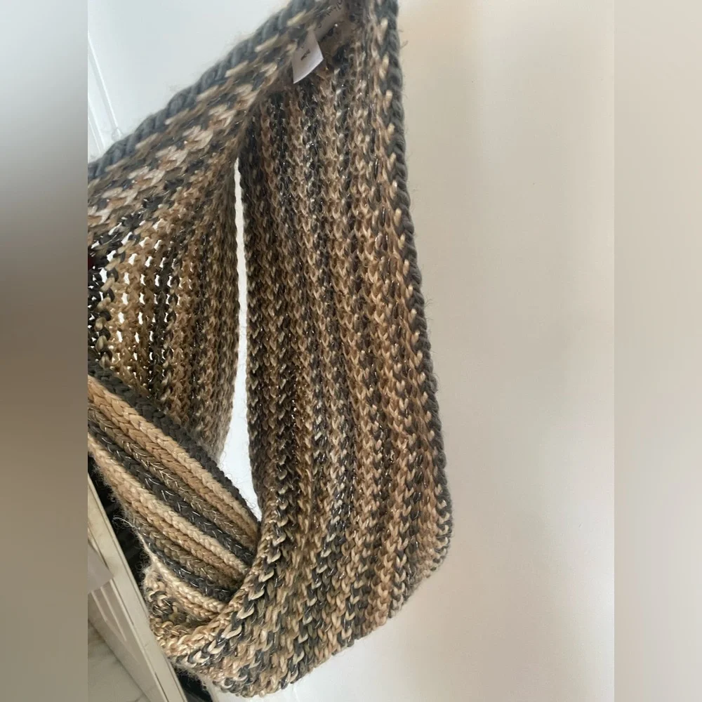 Stylish Knit Infinity Scarf